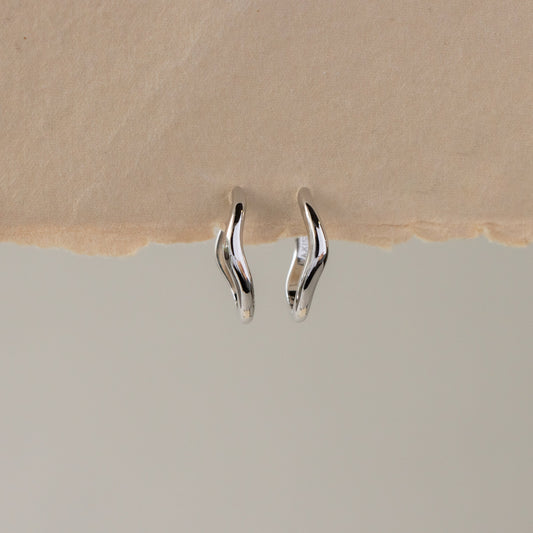 Dainty Silver Wave Huggies