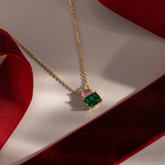 Emerald Bloom Necklace in 18K Gold