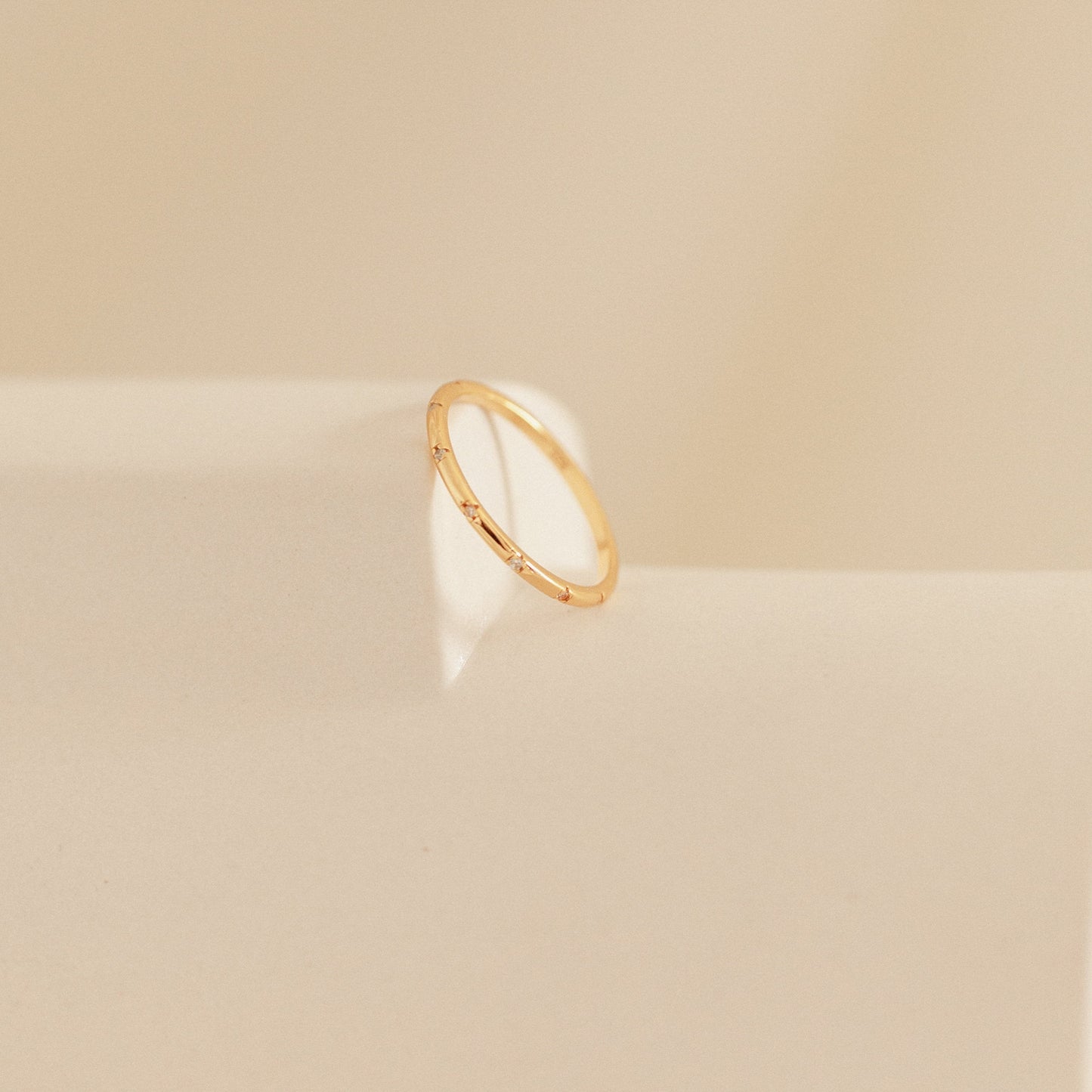 Sprinkle Diamond Ring