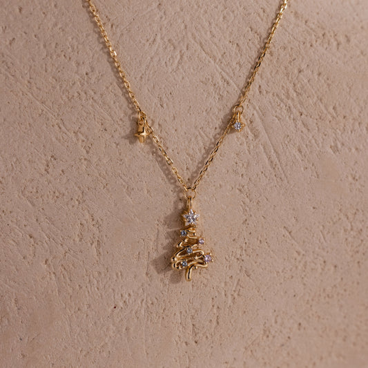 Holiday Diamond Tree Necklace in 18K Gold